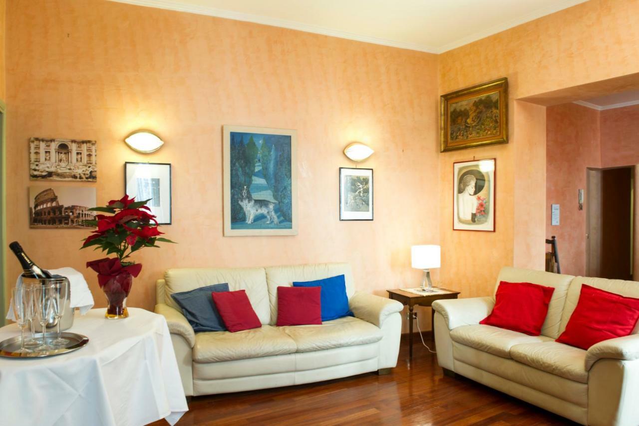 GREGORIANA HOUSE - Appartamento con Vista su Roma Esterno foto